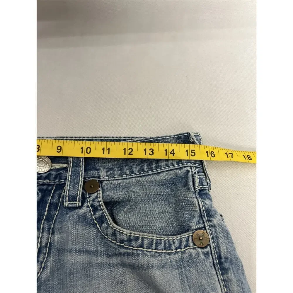 True Religion Billy Big T Flap Distressed Denim Embroidered Jeans ACTUAL 30x33